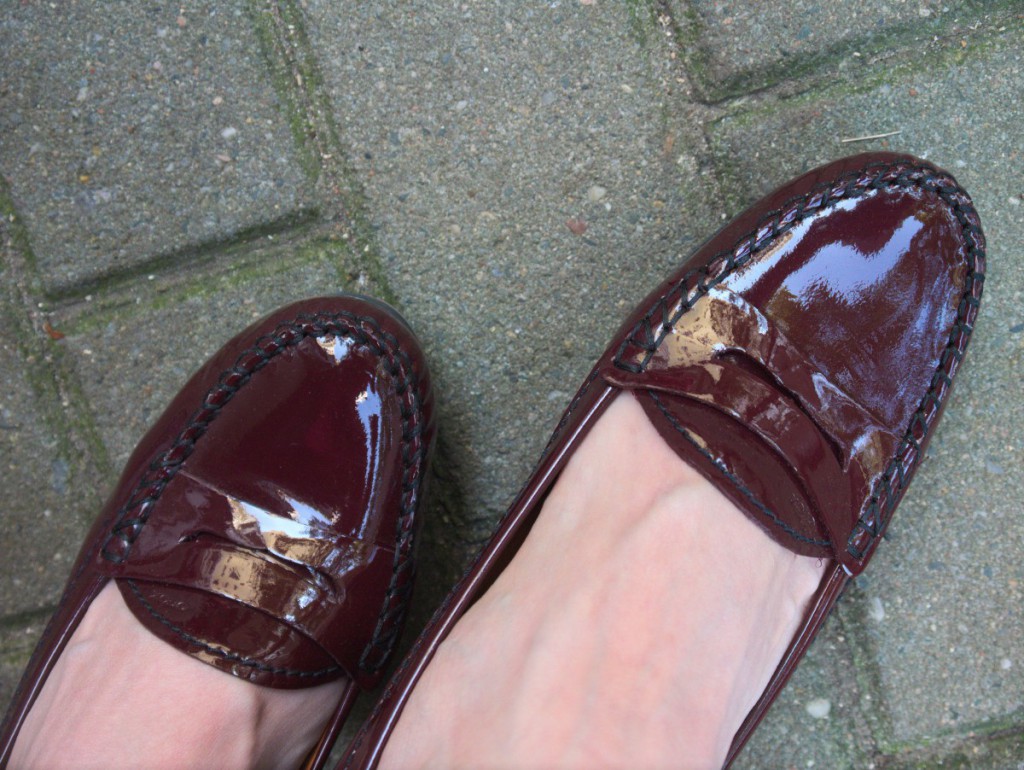 Patent leather wedge slippers by Geox