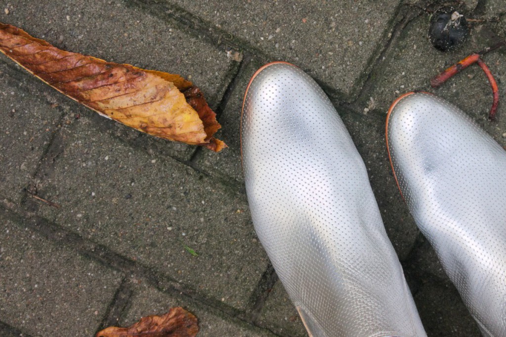 Melvin & Hamilton silver chelsea booties