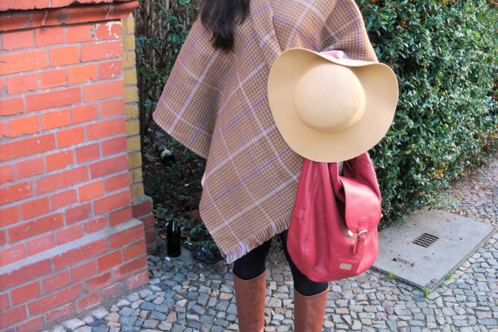 Esprit Check Poncho