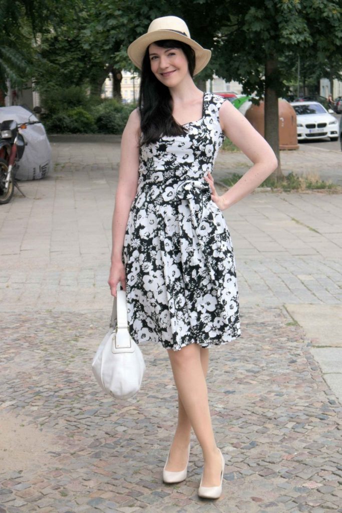 Rosegal black and white floral dress