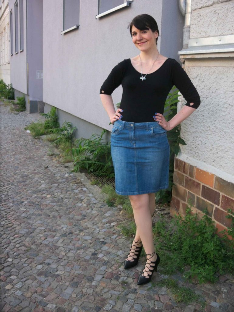 denim pencilskirt and black leotard