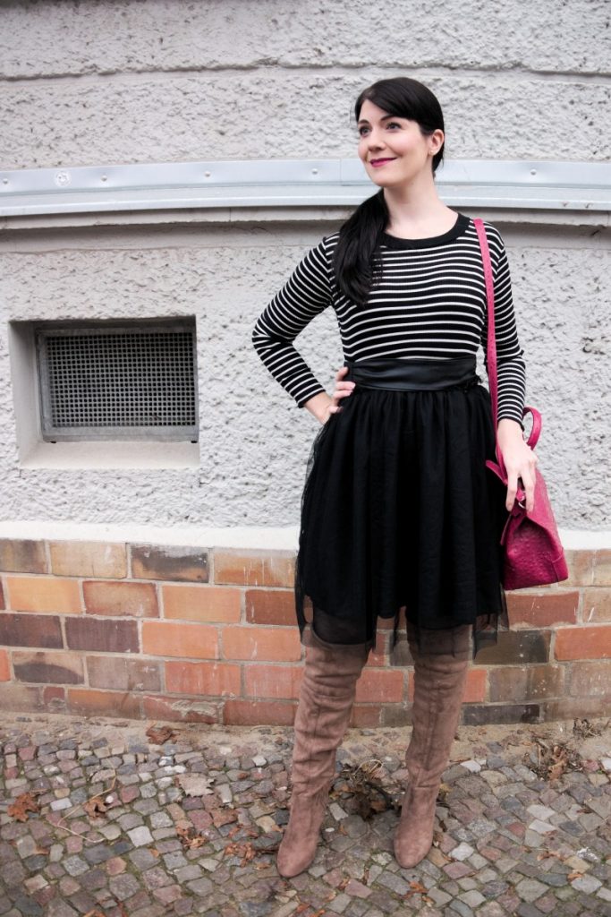tulle dress and ostrich statement bag outfit