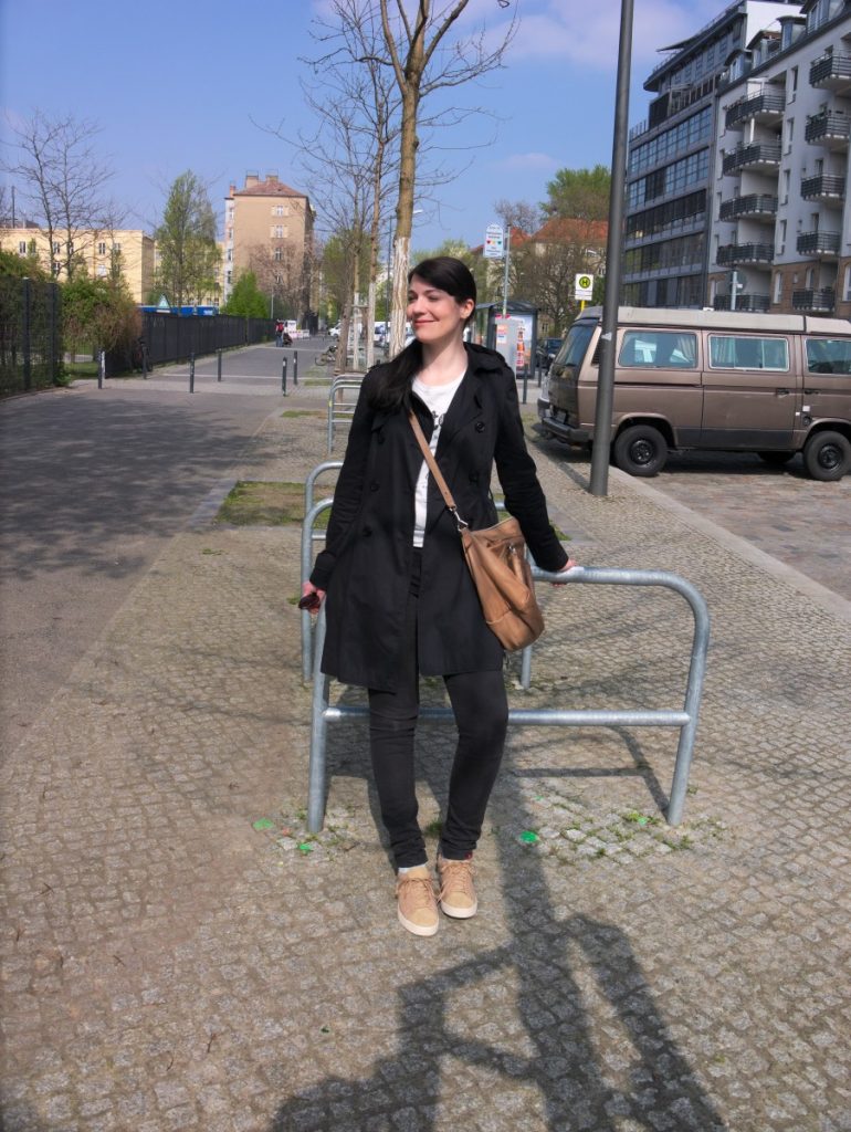 Spring Outfit with Trench, Slogan Tee and Sneakers